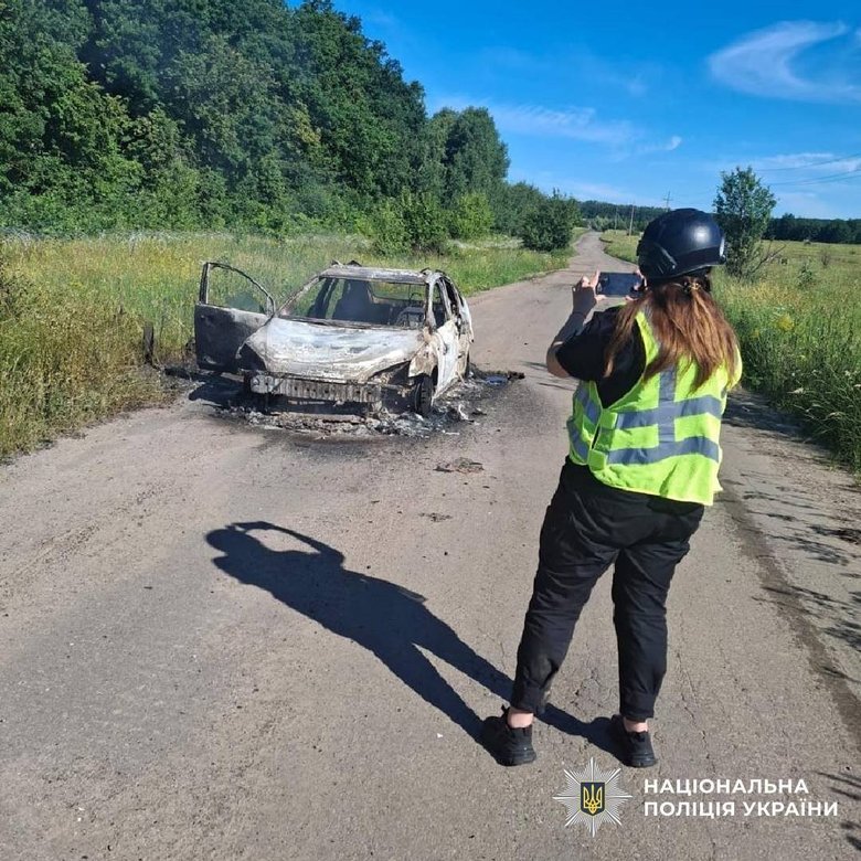 FPV-дрон РФ атакував цивільне авто на Харківщині