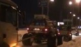 За несколько суток добровольцы на внедорожниках спасли десятки автомобилей скорой помощи. ВИДЕО