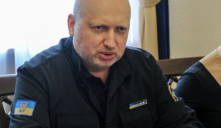 Україна планує новий прохід кораблів через Керченську протоку, - Турчинов