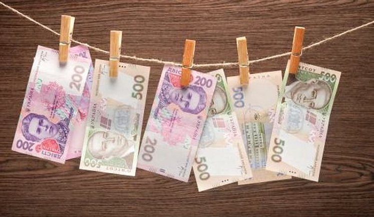 Із запізненням більш ніж на рік: В Україні завершили оцінку ризиків відмивання коштів та фінансування тероризму