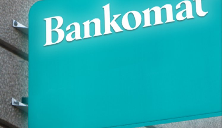 Центральный банк Швеции призвал граждан хранить деньги в наличности на случай войны с Россией