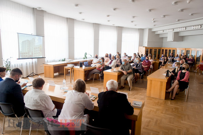 К 30-летию Независимости Украины: В архив переданы документы организации, с которой начинался Народный рух Украины 05