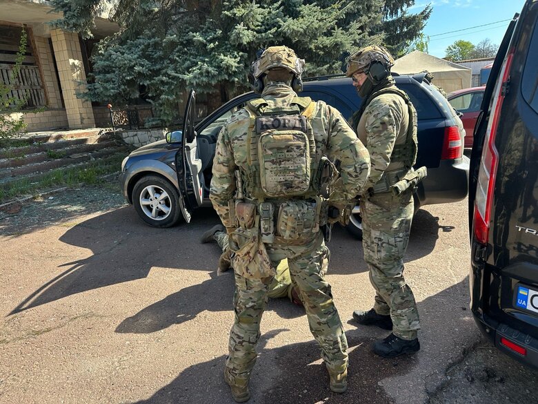 Посадовець ТЦК на Чернігівщині попався на хабарі за виключення з розшуку ухилянта