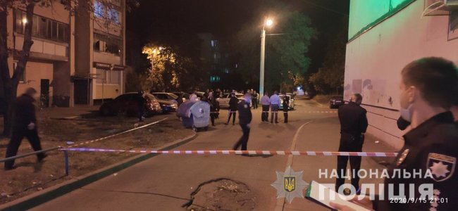 Пьяные юноши напали на полицейских в Харькове, пострадал 25-летний сержант 01