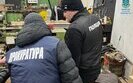 У Хмельницькому ліквідували підпільну тютюнову фабрику