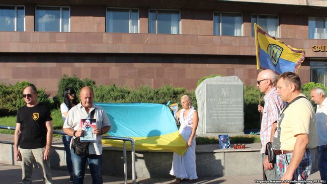 У Запоріжжі вшанували память убитого бердянського активіста Олешка 02