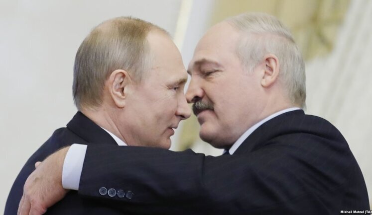 На содержании Кремля: почему Лукашенко открыто выступает против Украины