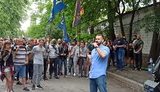 "Свободу патриотам!": активисты пикетируют Шевченковский райсуд Киева, где должны избрать меру пресечения задержанным "азовцам". ВИДЕО+ФОТОрепортаж