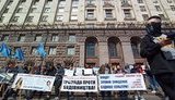 Активісти пікетують сесію Київради: протестують проти забудови зелених зон, низьких зарплат та ігнорування інфраструктури для велосипедистів. ВІДЕО+ФОТОрепортаж