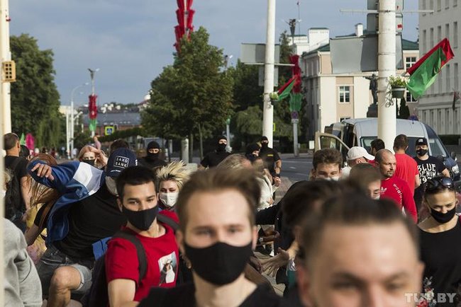 Силовики розігнали акцію противників Лукашенка в Білорусі 03