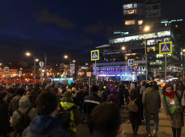 Путін - злодій!: У Росії проходять акції на підтримку Навального 13