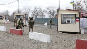 Найманці РФ блокують роботу п'яти КПВВ на Донбасі, - Держприкордонслужба