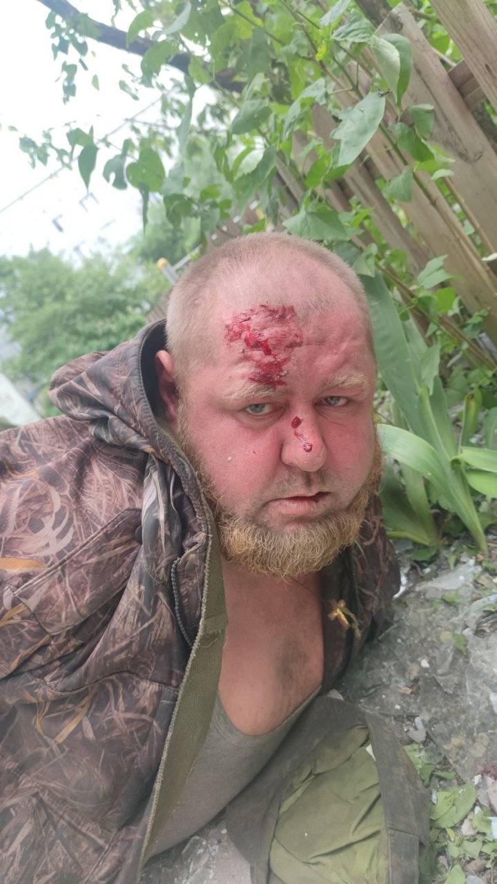 Штурмову групу окупантів розбито у Сєверодонецьку, в полон взято двох російських солдатів, - Бутусов 02