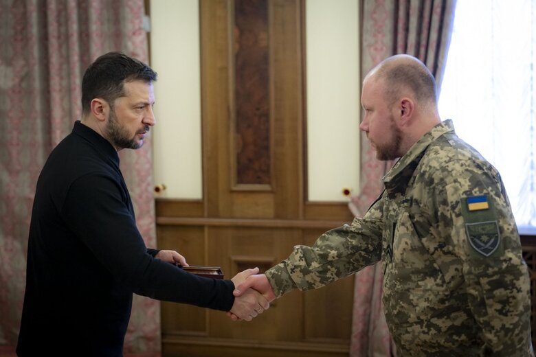 Зеленський нагородив військових ДССТ