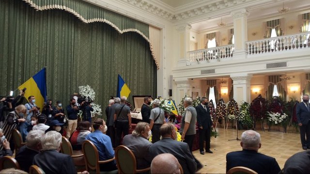 В Киеве проходит прощание с Патоном 07