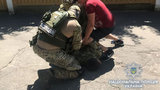 Двох керівників речової служби військових частин затримано за організацію схеми "відкатів" за виплату компенсацій, - Нацполіція. ФОТО