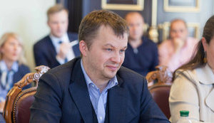 Украинцы должны рассчитывать на себя и откладывать деньги на пенсию, - Милованов