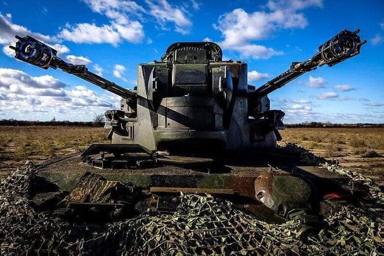 Екіпажі САУ Gepard охороняють українське небо 01