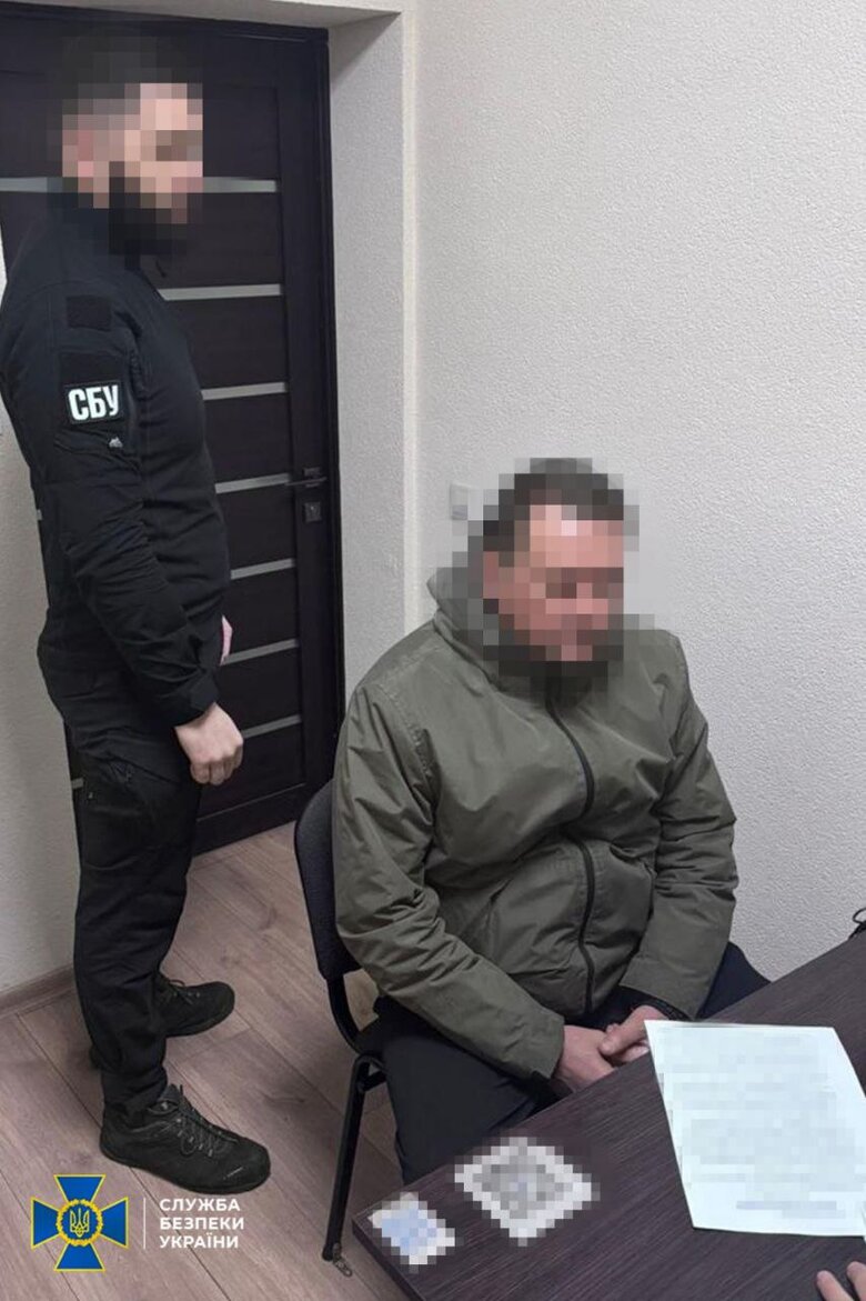 Затримали 17 організаторів схем для ухилянтів