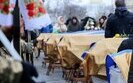 У Полтаві попрощалися з двома родинами, які загинули внаслідок удару РФ 1 лютого 2025 року