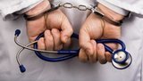 Четверо лікарів на Житомирщині постануть перед судом через неналежне виконання обов