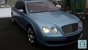 В Чернигове подчиненные Лавриновича теперь будут ездить на Bentley. ФОТО