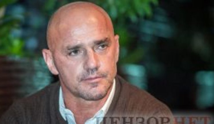 Нардеп Вячеслав Константіновський: "Де зберігаю 15 мільйонів доларів готівкою? Кілька сейфів у банку - і все"