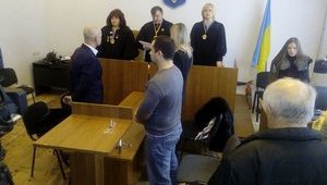Врача, сделавшего зятю смертельную инъекцию из-за намерения развестись, осудили на 10 лет. ВИДЕО