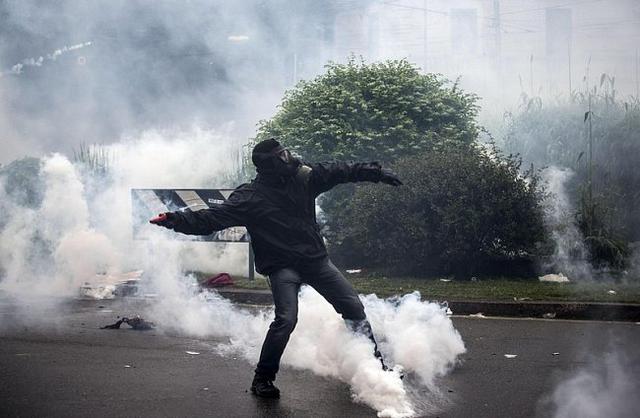 протест первомай радикалы