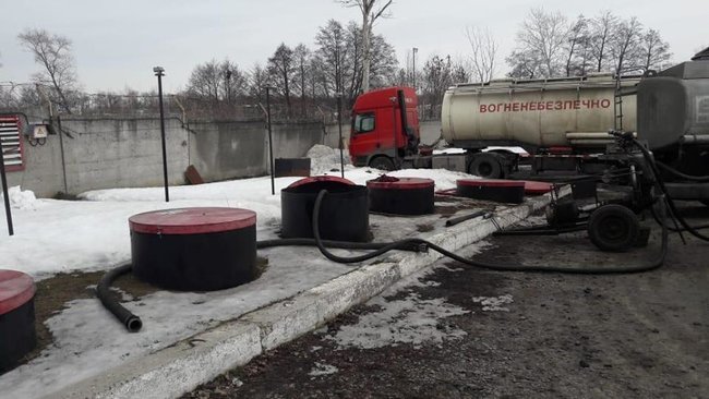 Схема незаконно виробництва і реалізації ПММ ліквідована на Полтавщині. Вилучено фальсифікованого пального на 3,4 млн грн 02