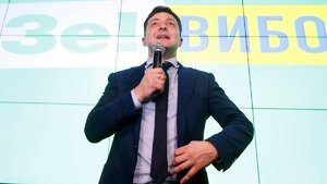 Зеленський пропонує референдум перед вступом до ЄС і НАТО, щоб це рішення було незворотним, - радник Разумков