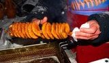Жаренные пружины. Львовский fast food изобрел новый вид чипсов. ФОТОрепортаж