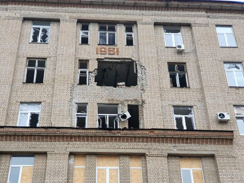 Наслідки обстрілу Херсону 01