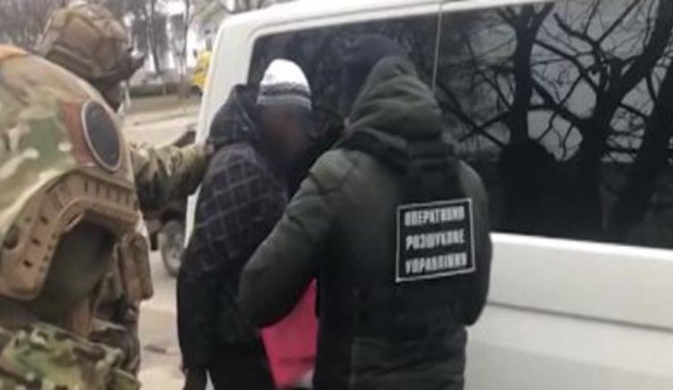 У Києві затримано громадянина Нігерії, який організував переправлення до ЄС нелегалів із країн Центральної та Південної Азії. ВIДЕО