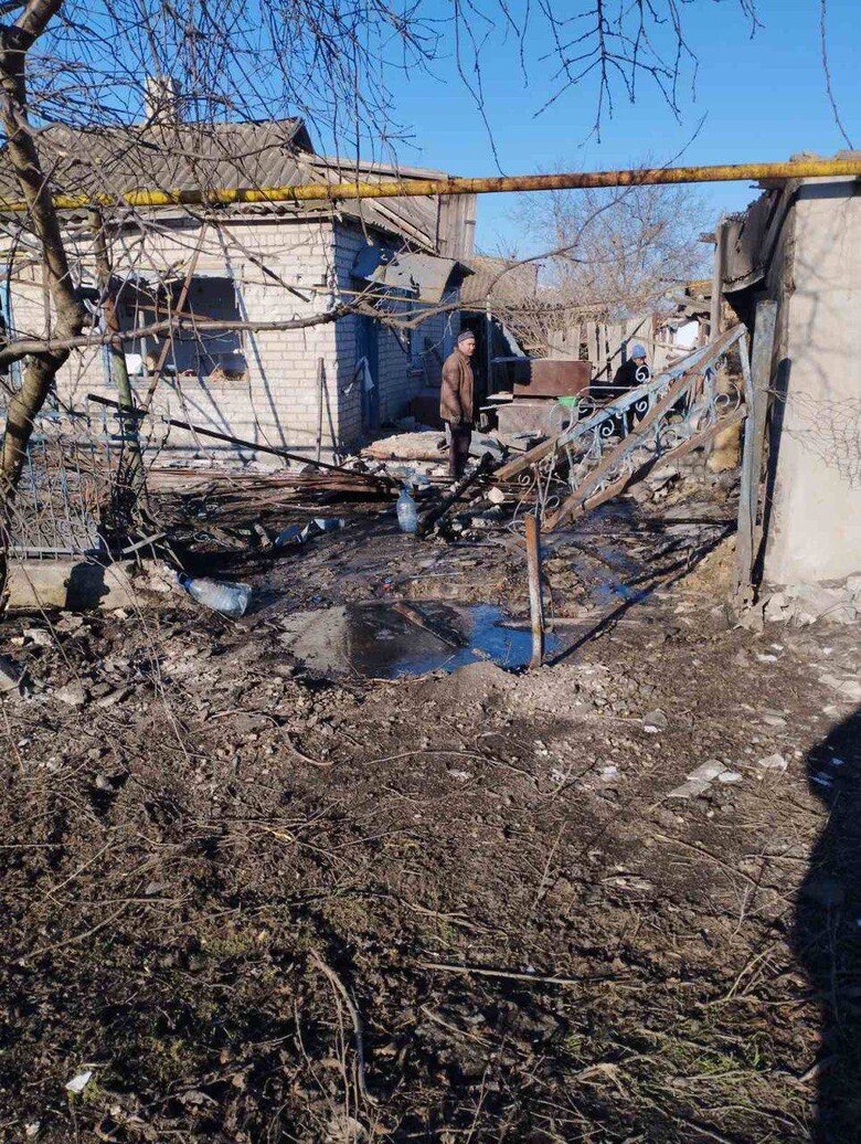 Consequences of Russian attack on village of Romashkove in Kherson region: 81-year-old woman was injured 06
