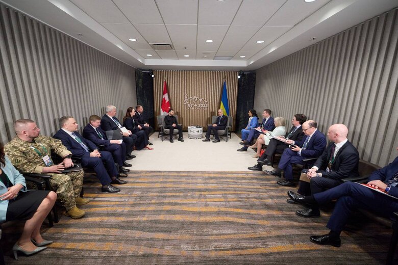 Zelenskyy and Carney meet on the sidelines of the G7 summit