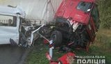 Масштабное ДТП на Киевщине: число жертв возросло до шести человек, трое в очень тяжелом состоянии. ВИДЕО