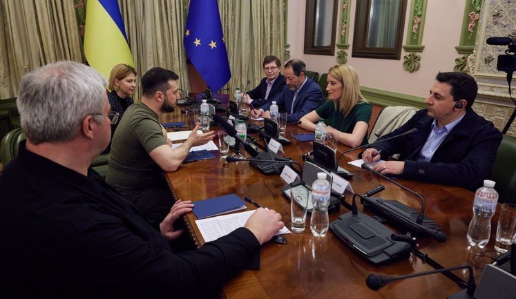 Якщо ви виграєте – виграє весь світ, - президент Європарламента Метсола на зустрічі з Зеленським. ФОТО