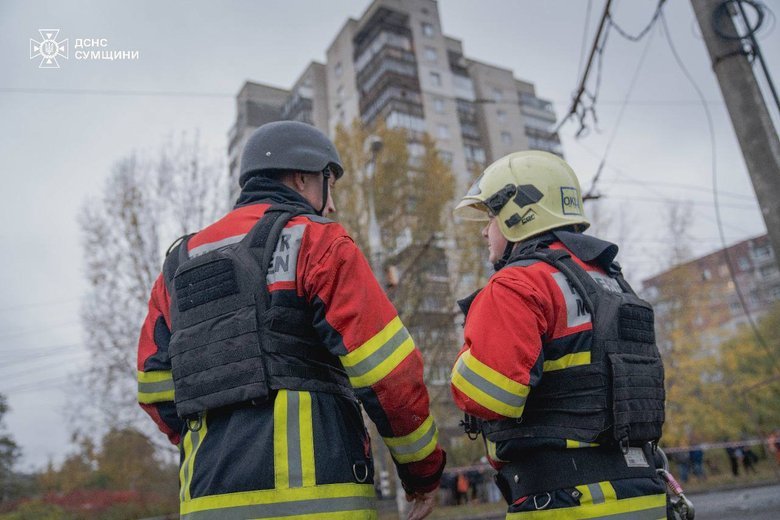 Удар РФ по перехрестю в Сумах
