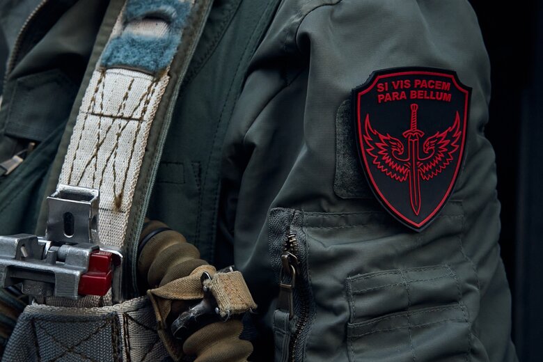 We are proud of heroes of sky! Already more than 14 thousand combat sorties of our aviation, - Zelenskyy 03