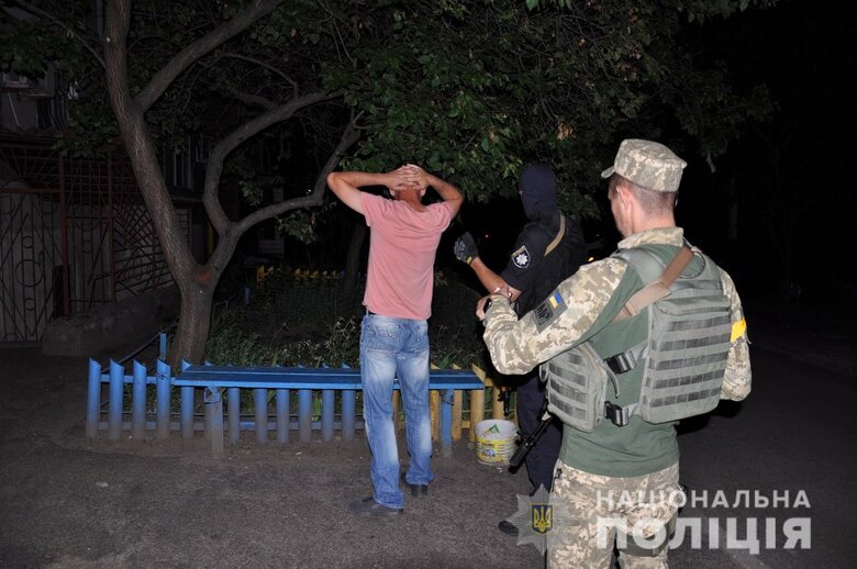 В Черкассах раздали повестки 34 нарушителям комендантского часа 08
