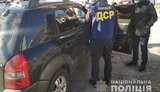 Митники на Полтавщині налагодили схему "швидкого і дешевого" оформлення імпортних автомобілів. ФОТОрепортаж