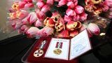 Військовослужбовці Чернігівського гарнізону привітали матерів та дружин загиблих на Донбасі воїнів із 8 Березня. ФОТОрепортаж