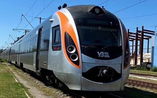 "Укрзалізниця" призначила два нових щоденних поїзда "Інтерсі