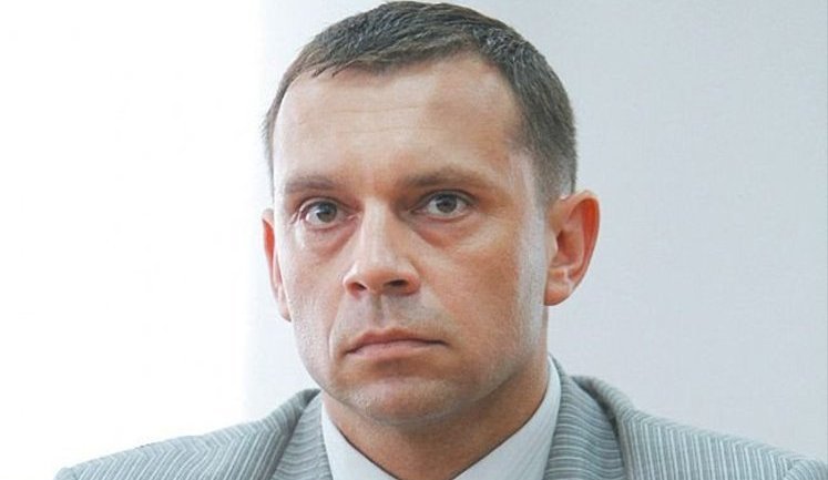 26 тысяч долларов за "решение" дела: осудили экс-главу суда Сумщины Коваленко