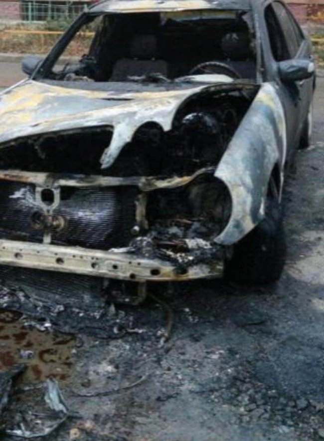 Военному комиссару Сабинскому сожгли автомобиль во Львове 01
