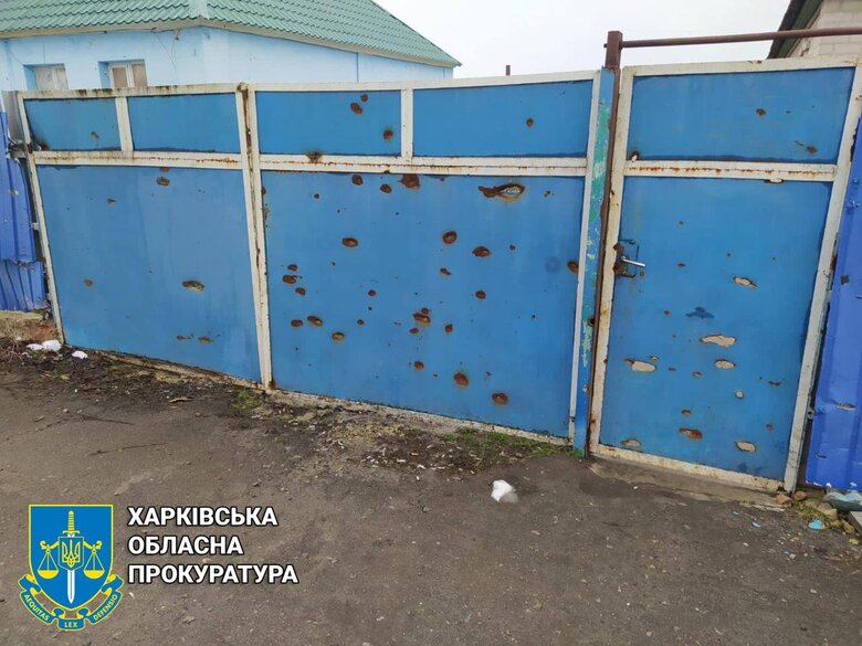 Наслідки обстрілу Харківщини: пошкоджено будівлі, поранено жінку 04