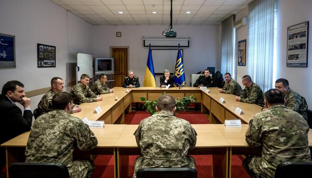 армия порошенко офицеры