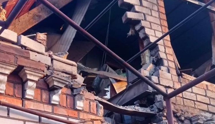 Ворог атакував три райони Дніпропетровщини: У Кривому Розі пошкоджено інфраструктуру. ФОТОрепортаж