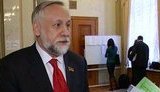 Голодающий Кармазин грозит пожаловаться на бывших коллег в прокуратуру - за "служебные преступления". ВИДЕО